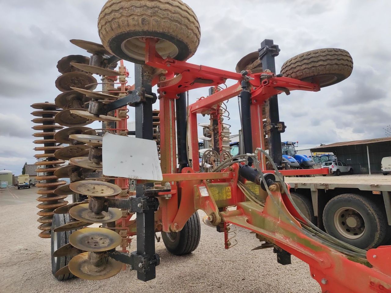 E-FARM: GREGOIRE BESSON discoflex - Cultivateur - id QSQA3YT - 12 800 € - Année: 2013 - France