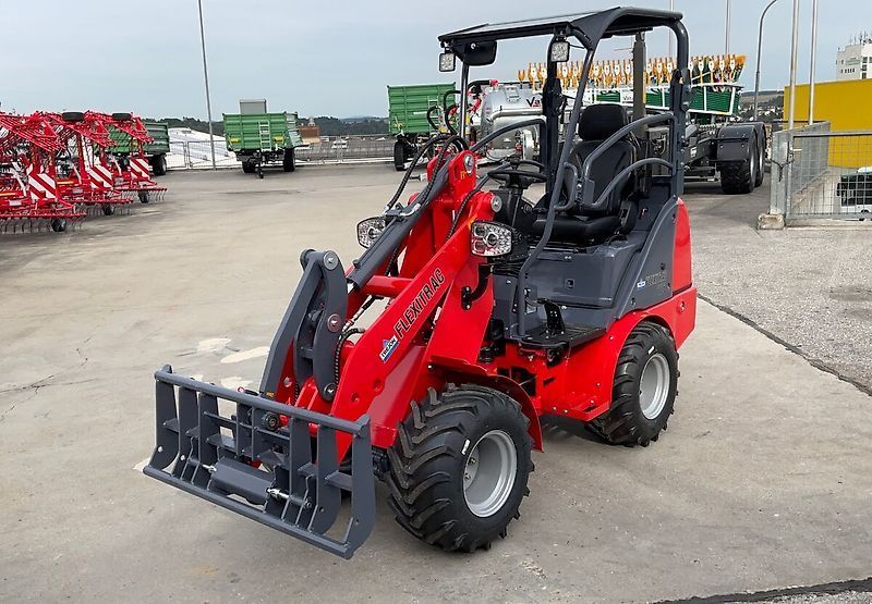 E-FARM: flexitrac 1126 - Skid steer loader - id BPZA2ZE - Year of construction: 2024 - Austria