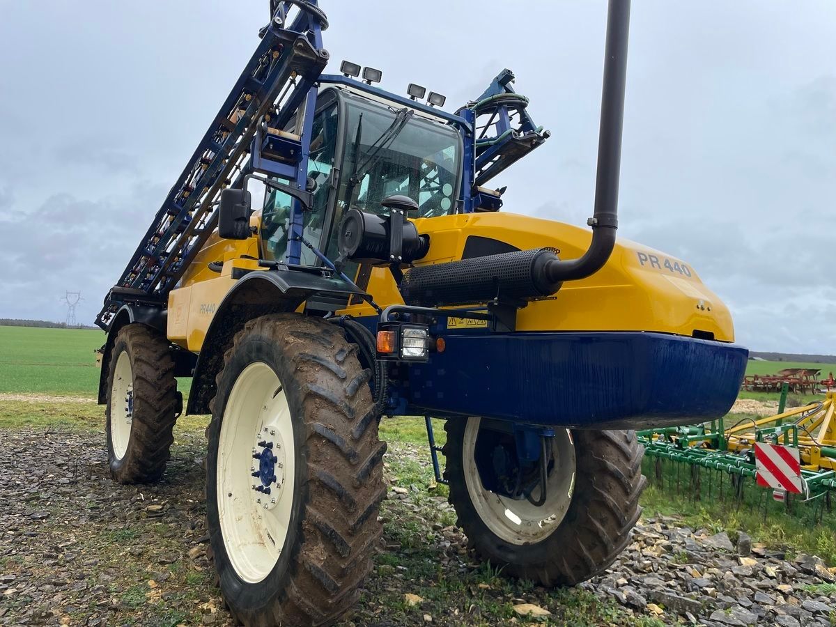 Caruelle pr 440 Opryskiwacz 14 000 €