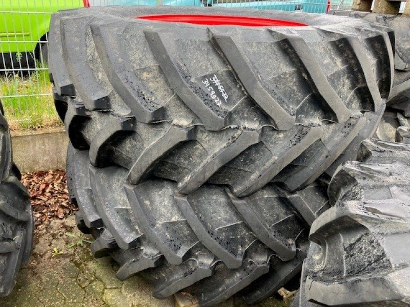 E-FARM: TRELLEBORG 540/65r28 + 650/65r38 - Pneumatico e cingolo - id AUIKKWI - 7.500 € - Anno di costruzione: 1901 - Germania