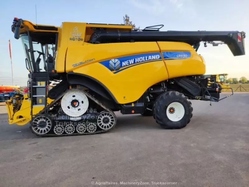 E-FARM: New Holland cr 8.90 - Cosechadora - id 1GV4I9M - Año: 2022 - Potencia del motor: 545,Francia