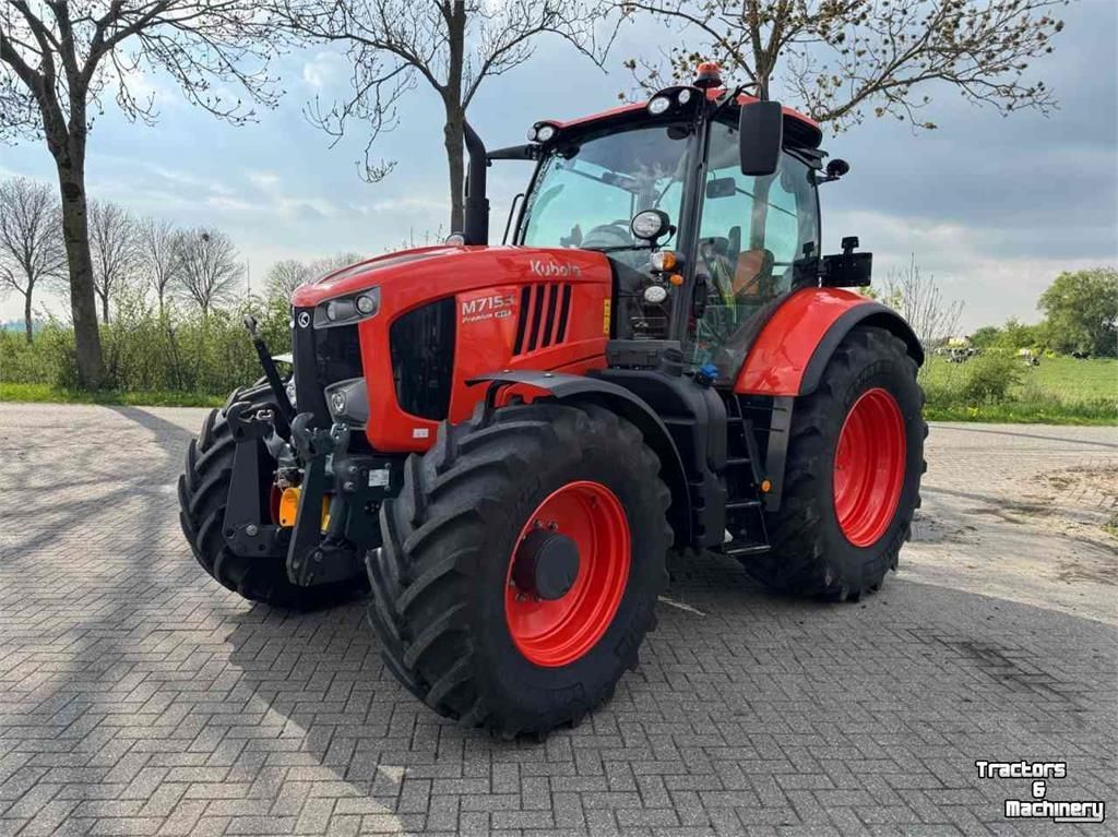 Kubota M7153 Τρακτέρ
