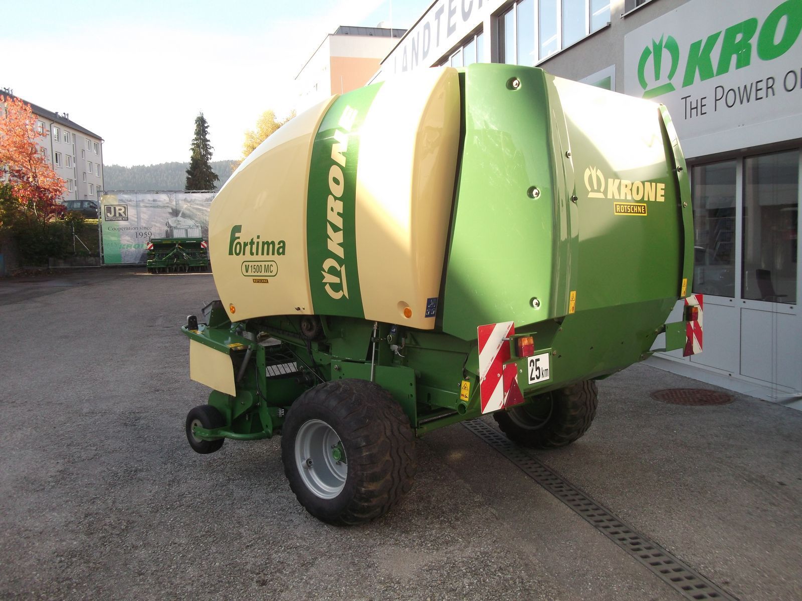 E-FARM: Krone Fortima V 1500 - Baler - id RJWKG8I - €24,917 - Year of construction: 2015 - Austria