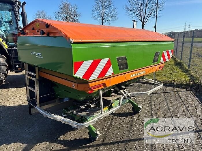 E-FARM: Amazone alt_za-v 3200 super profis hydro - Spandiconcime - id YSCIEBM - 22.500 € - Anno di costruzione: 2024 - Germania