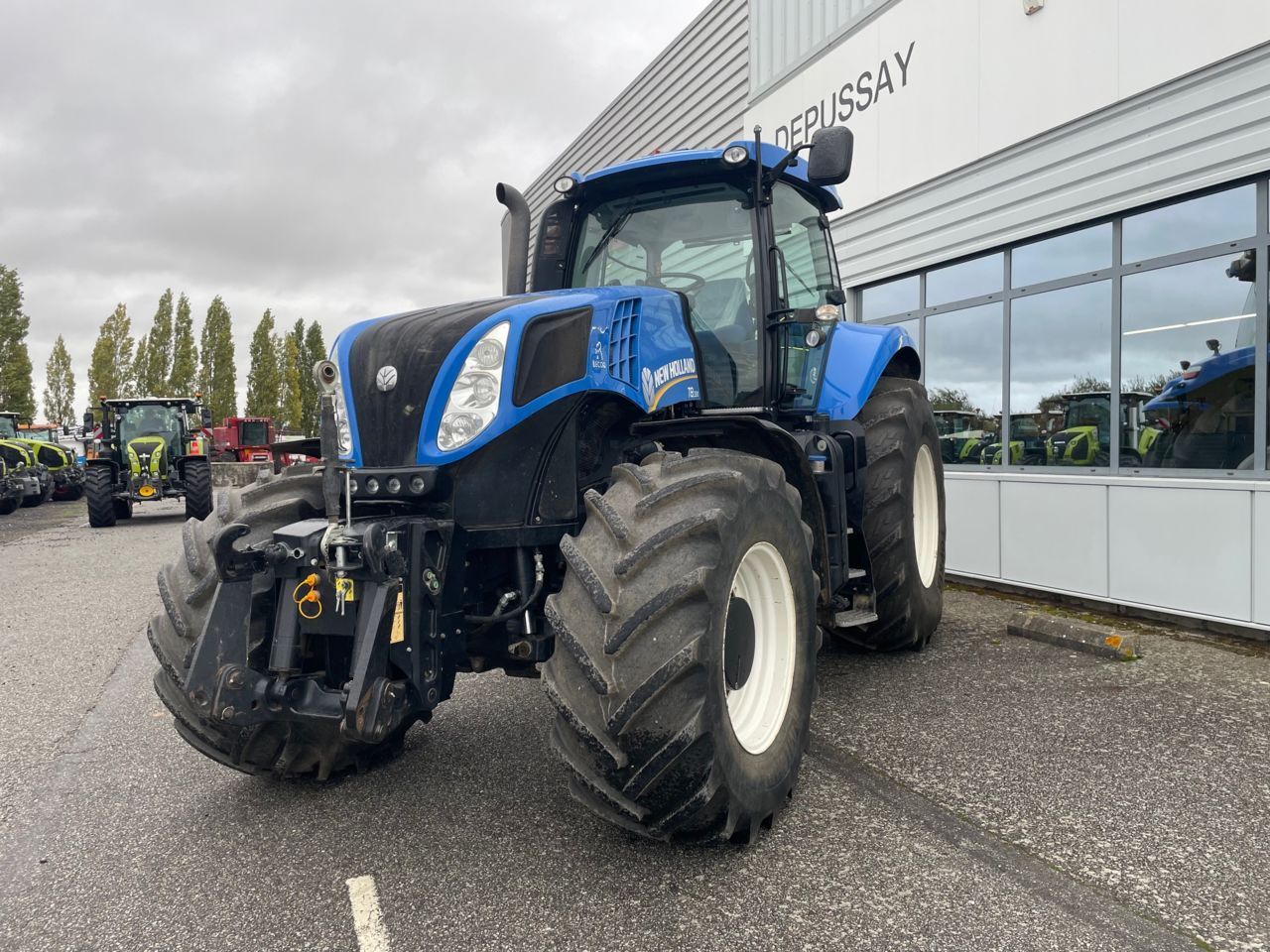 New Holland T8.330 Τρακτέρ 69.000 €