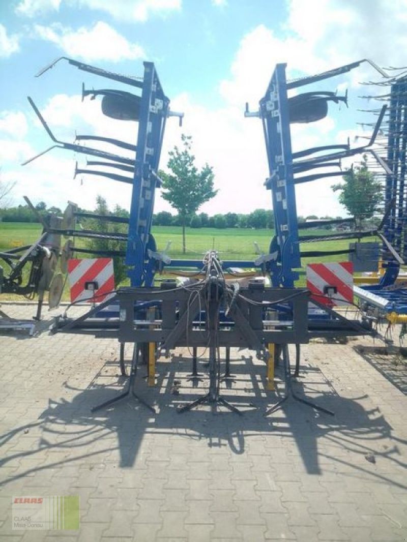 E-FARM: Treffler th 600/75-50 hackstriegel - Désherbage mécanique - id CS1NWC4 - 14 500 € - Année: 2017 - Allemagne