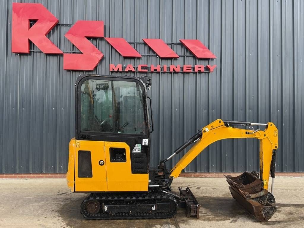 JCB 16 c-1 1.7t mini excavator Mini-pelle 15 351 €