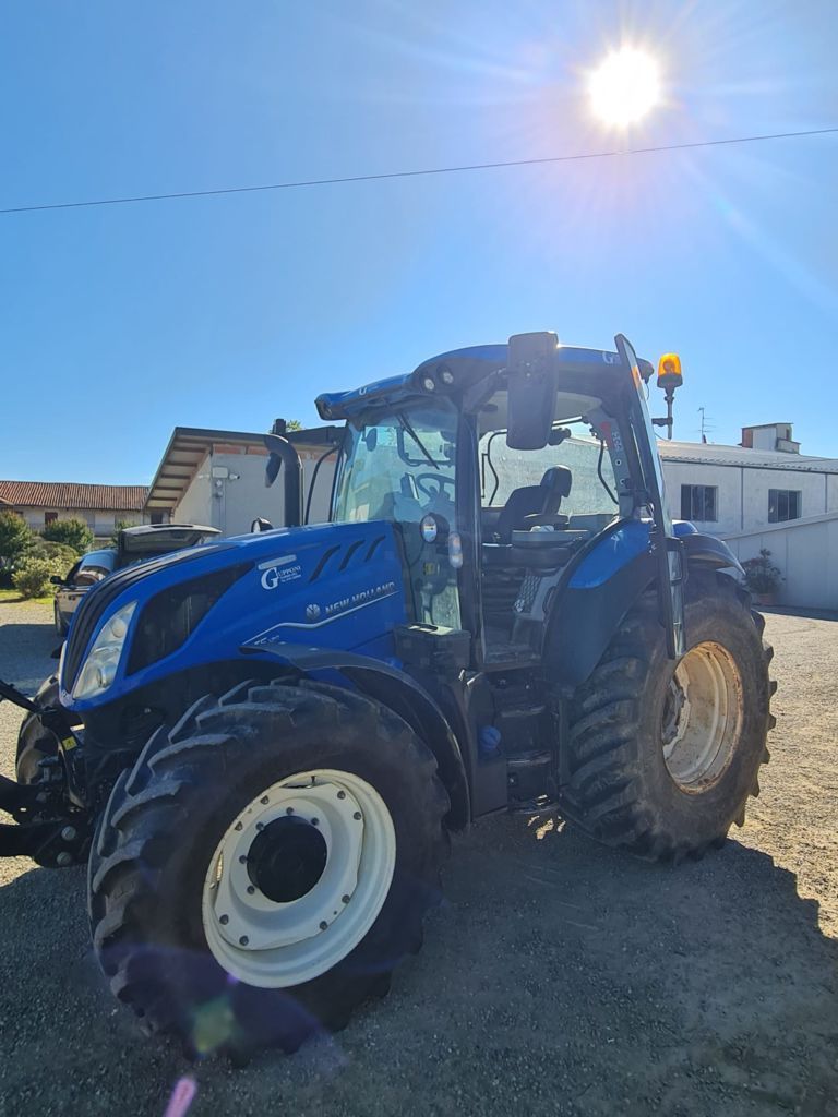 New Holland T5.120 Traktor 63 000 €