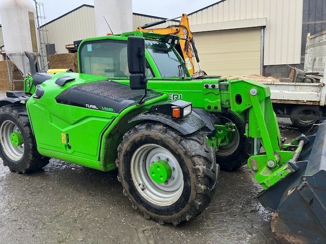 E-FARM: Merlo tf 33.7 g - Teleskoplader - id XEDRGEK - 35.000 € - Baujahr: 2019 - Abgelesene Motorstunden: 3.800,Frankreich