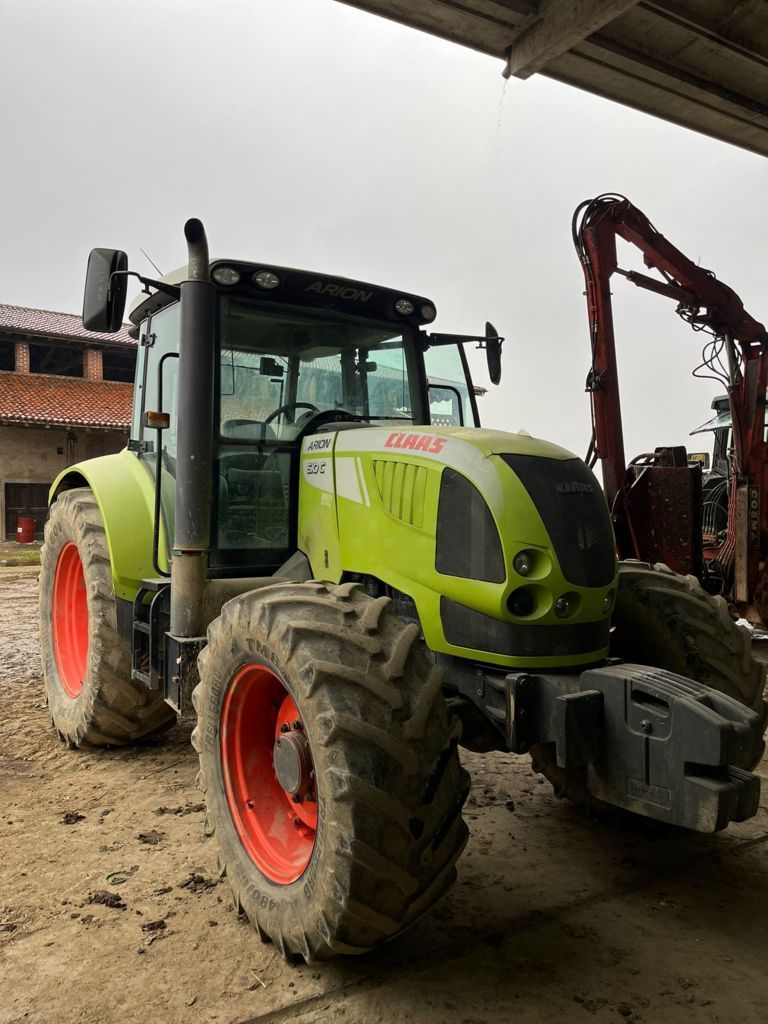 E-FARM: Claas Arion 610 C - Τρακτέρ - id IFINZAB - 34.000 € - Χρονία: 2010 - Μετρητής ωρών: 6.798,Ιταλία