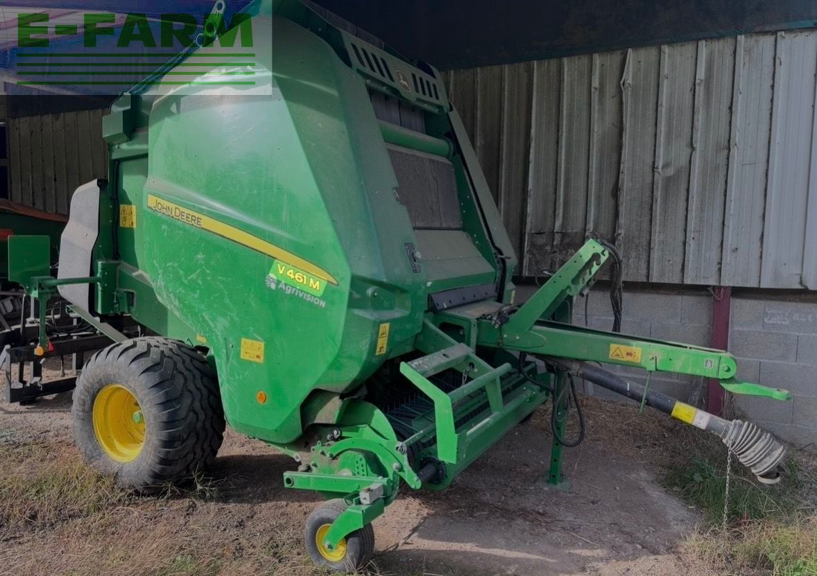John Deere V461M Empacadora
