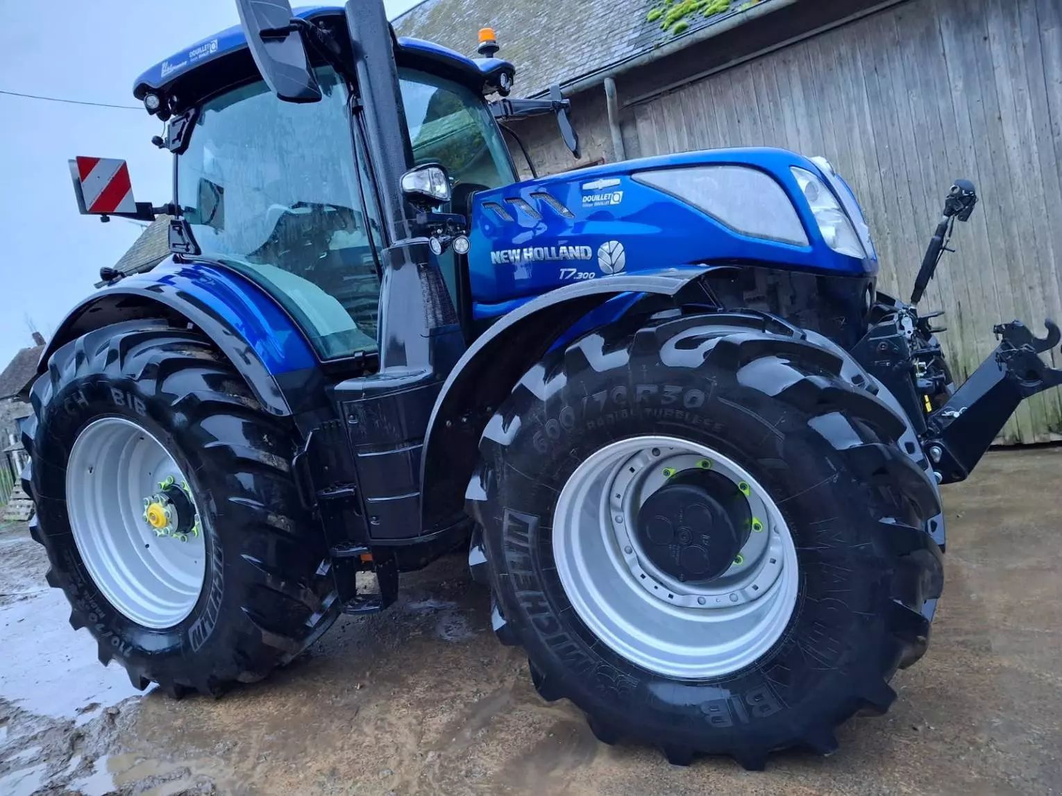 New Holland T7.300 AC Трактор 182 000 €