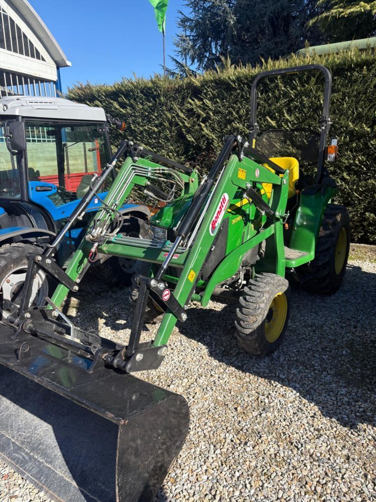 John Deere 3038e Traktor 31.000 €