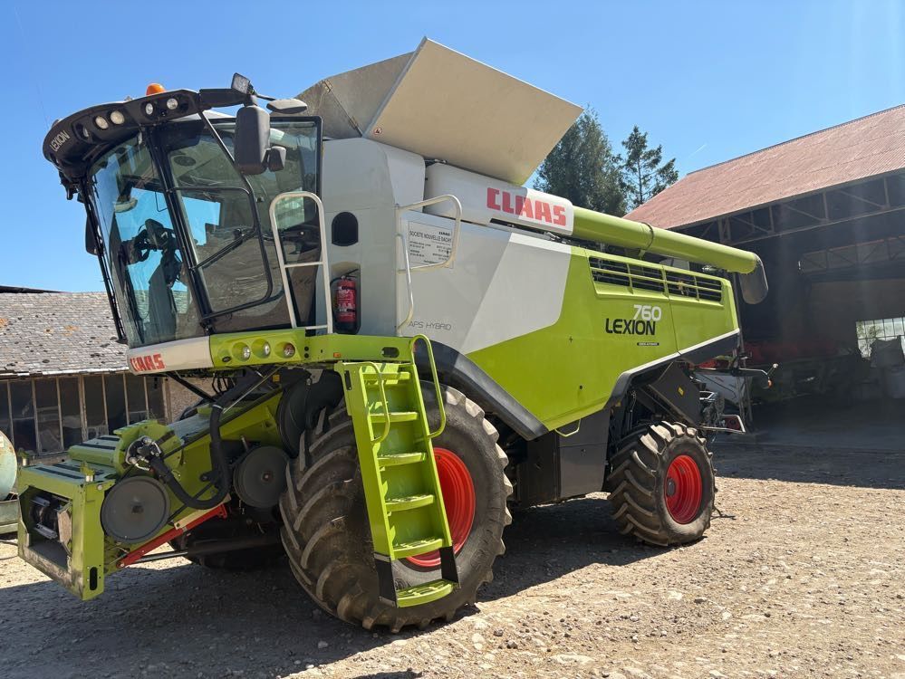 E-FARM: Claas Lexion 760 - Combină de recoltat - id JFW6MGT - 225.000 EUR - Anul: 2020 - Citeste ore: 1.275,Muterea motorului: 496,Franța