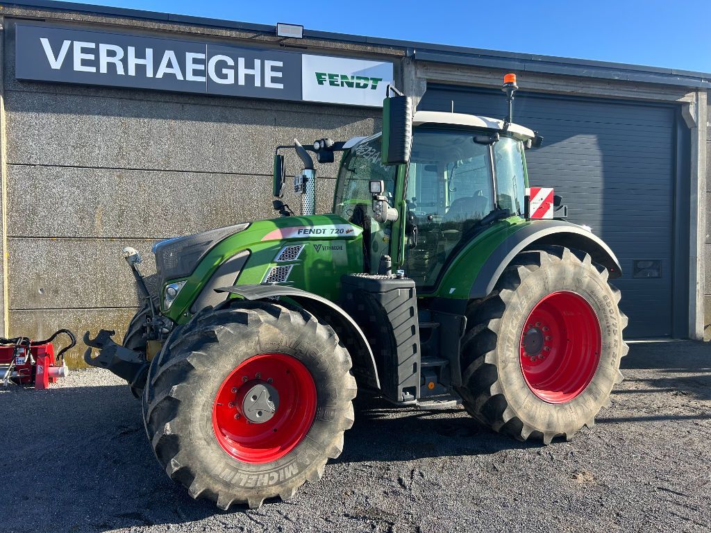 E-FARM: Fendt 720 Vario ProfiPlus - Tractor - id XP1QC96 - €135,000 - Year of construction: 2020 - Engine hours: 4,050,Engine power (HP): 200,France