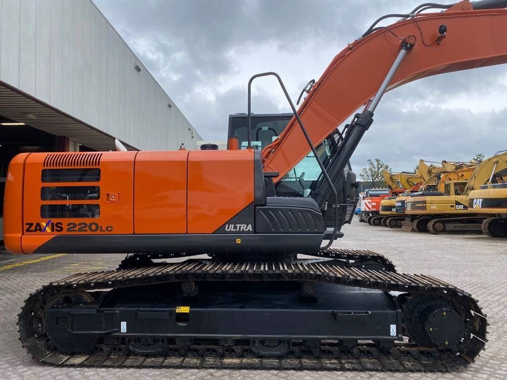 ちー② E-FARM: Hitachi zx 220lc-5g - Crawler excavator - id ZCHTUQB