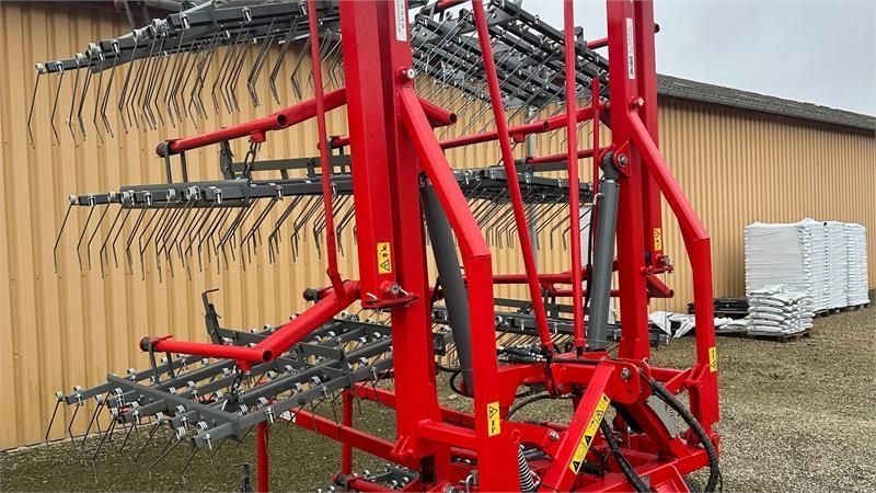 Unia akcent 12,0 Brona talerzowa i talerzówka kompaktowa 7763 €