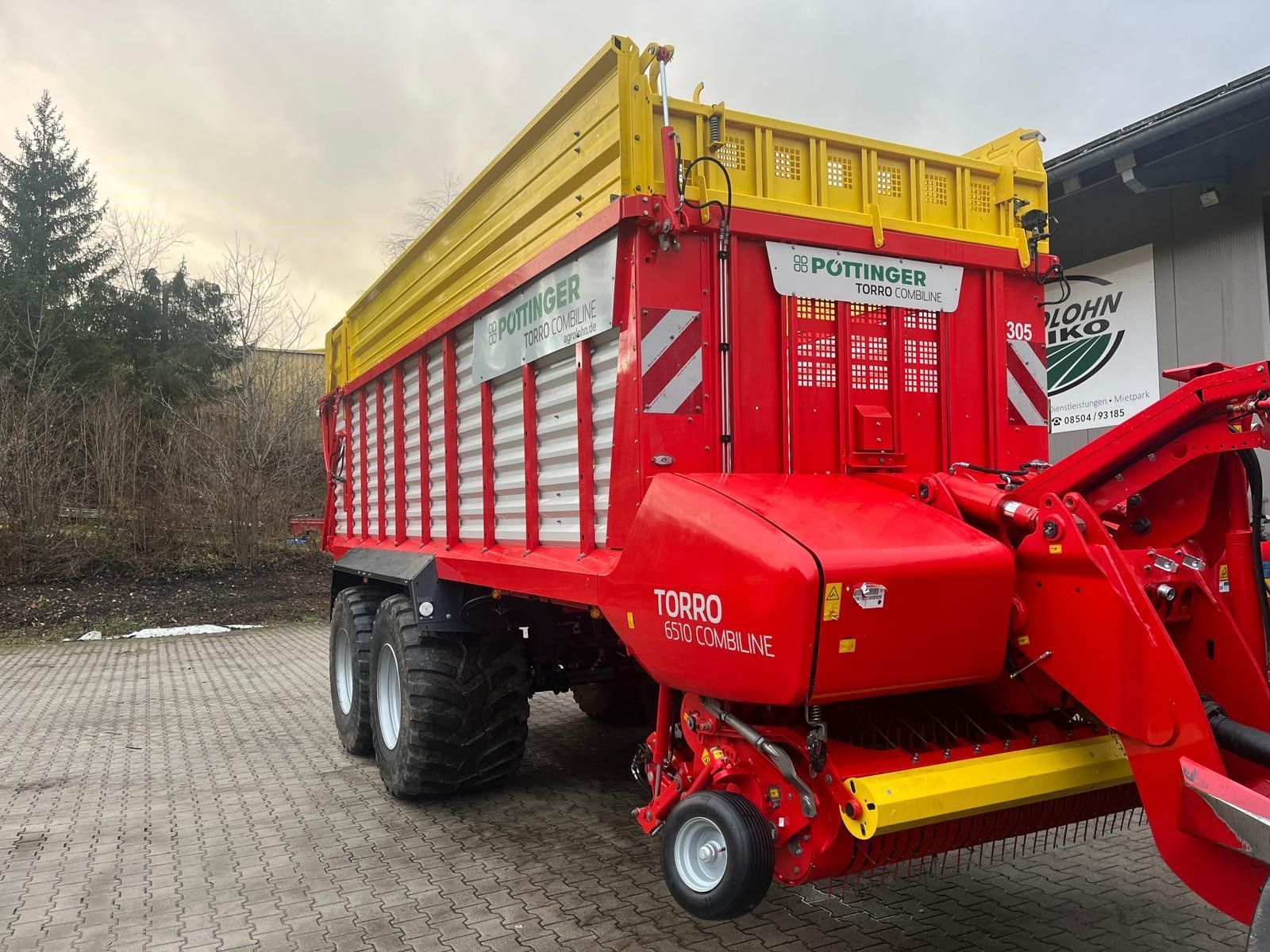 E-FARM: pöttinger torro 6510 l - Transporte de forraje - id RRD5WN5 - 99.900 € - Año: 2024 - Alemania