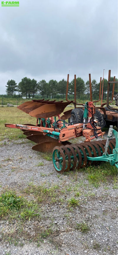 E-FARM: Kverneland ED 85/200 - Plough - id YQEWXFM - €8,500 - Year of construction: 2008 - France