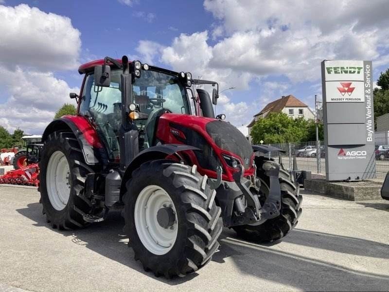 E-FARM: Valtra N154e Active - Tracteur - id A3UM3U4 - 58 000 € - Année: 2016 - Lecture du nombre d'heure: 5 201,Puissance du moteur (chevaux): 154,Allemagne