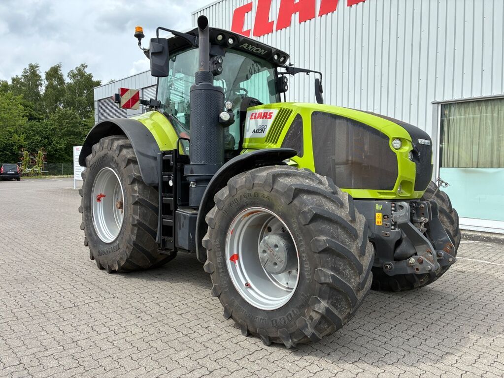 Claas Axion 950 CMATIC Tractor €97,000