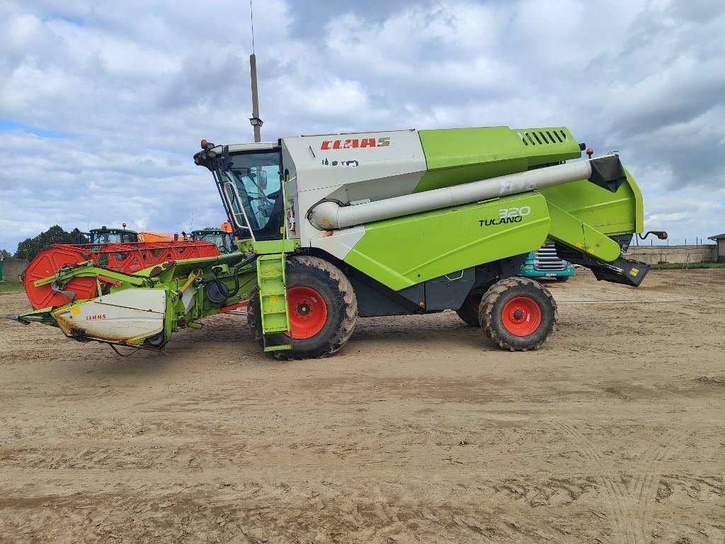 Claas Tucano 320 Mähdrescher 69.000 €