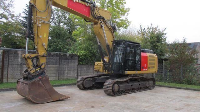 Caterpillar 330 f Koparka gąsienicowa 104 900 €