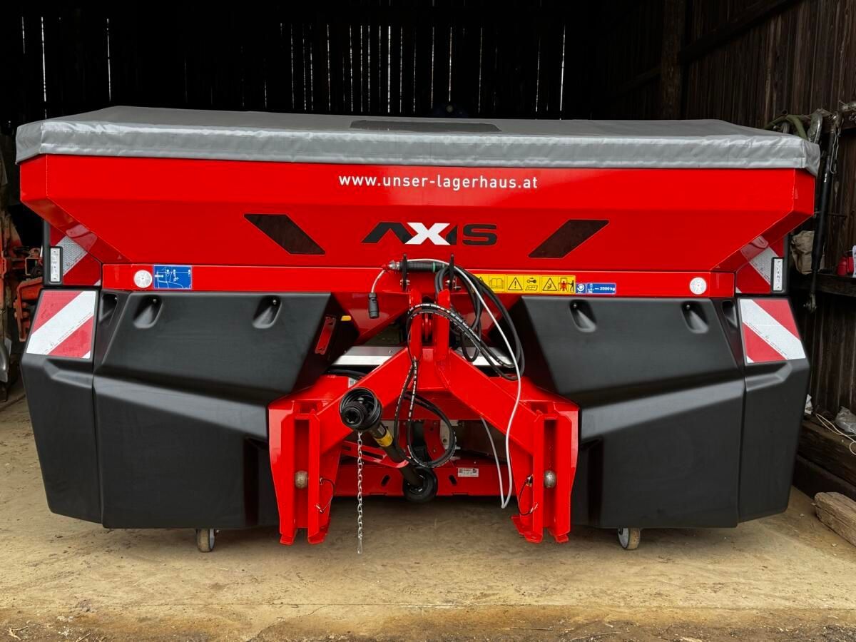 Rauch Fertiliser spreader €26,500