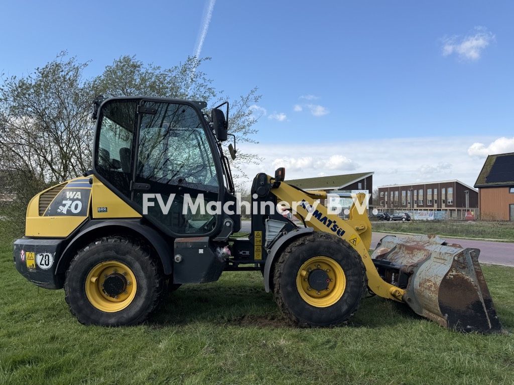 KOMATSU wa 70 wiellader Gummiged 16.750 €