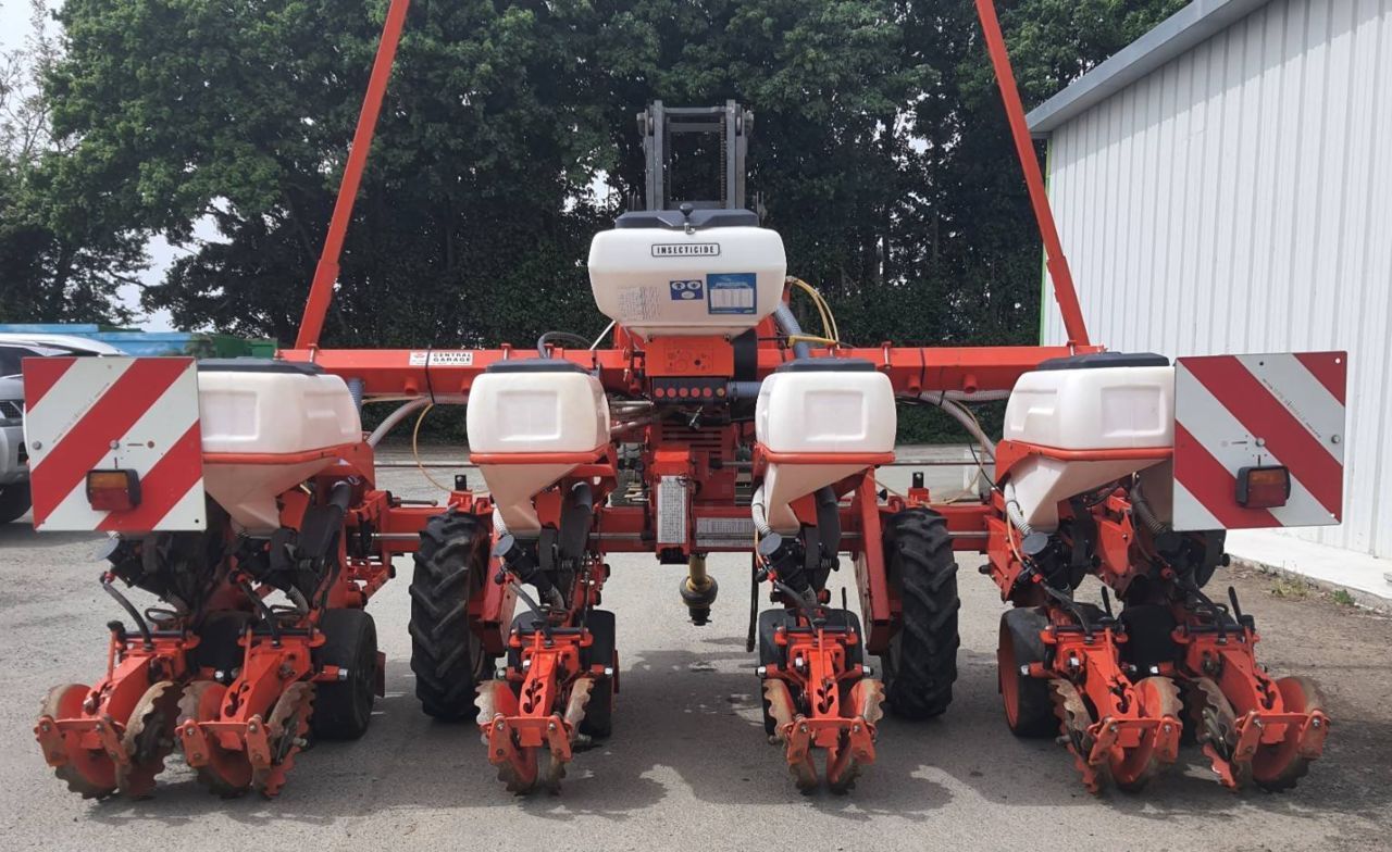 Kuhn maxima 2 ts Maszyna do siewu punktowego 10 900 €