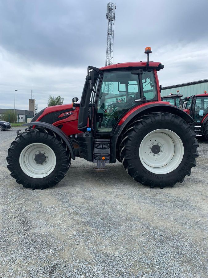 E-FARM: Valtra N155 - Tractor - id BBG8CWF - 79.502 € - Año: 2021 - Horas: 1710,Potencia del motor: 155,Francia