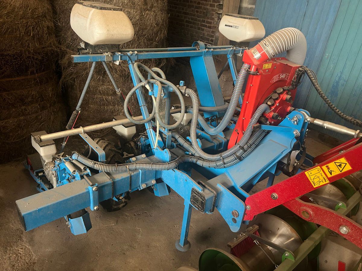 E-FARM: Monosem ms type c - Einzelkornsämaschine - id 2M169AN - 20.000 € - Baujahr: 2024 - Frankreich
