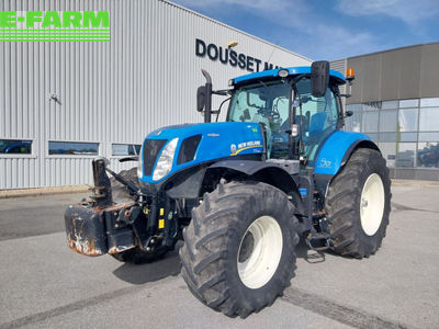 E-FARM: New Holland T 7.260 - Tractor - id PAQS47F - €75,000 - Year of construction: 2014 - Engine power (HP): 215