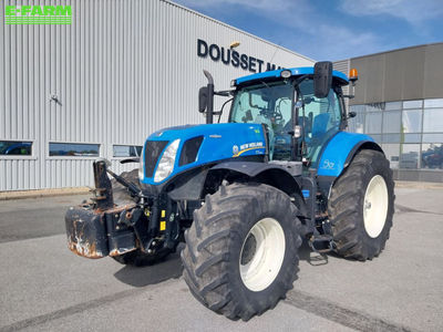 E-FARM: New Holland T7.260 - Tractor - id PAQS47F - €75,000 - Year of construction: 2014 - Engine hours: 3,650,Engine power (HP): 215,France