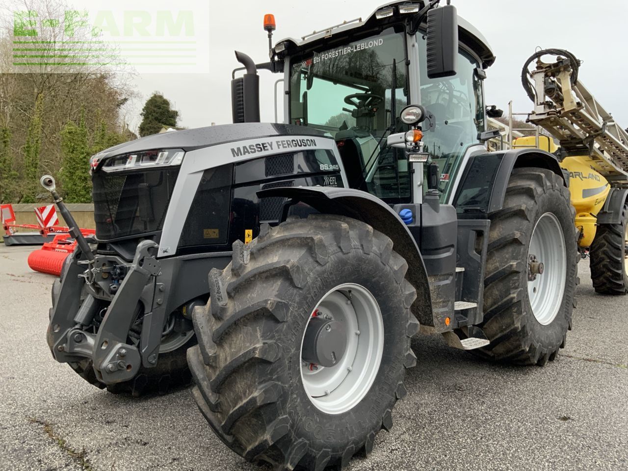 Massey Ferguson 8S.245 Traktor 159.000 €
