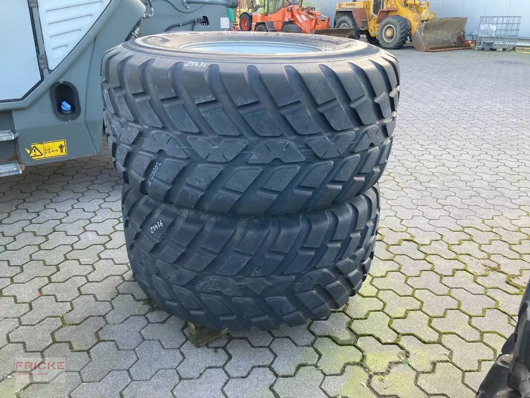 E-FARM: Nokian 4x 620/60 r26.5 country king - Räder und Raupenlaufwerk - id SE1SVE3 - 5.750 € - Deutschland