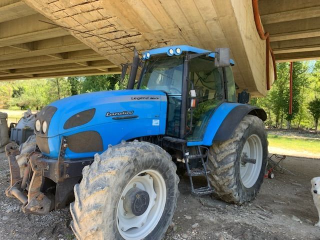 E-FARM: Landini legend 145 - Trattore - id UPJJ7JI - Anno di costruzione: 2003 - Ore: 3.830,Italia