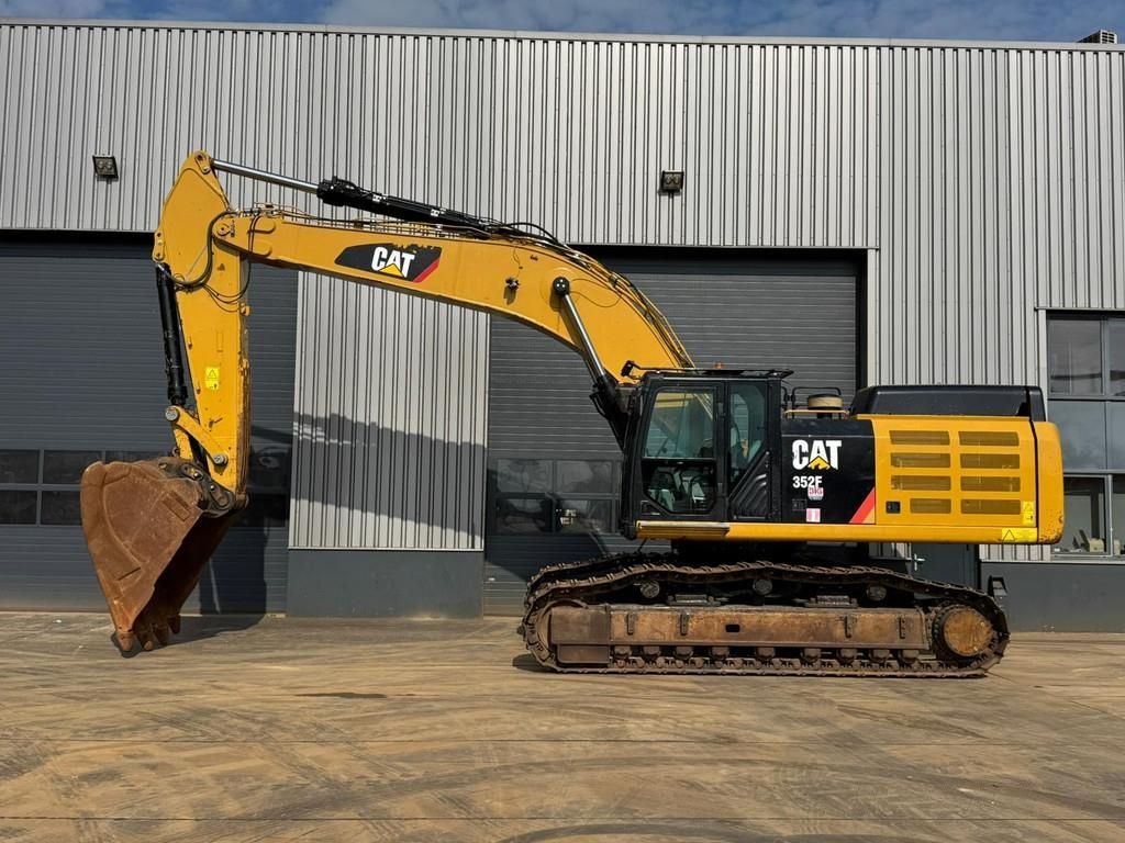 Caterpillar 352f Excavadora de orugas 92.500 €