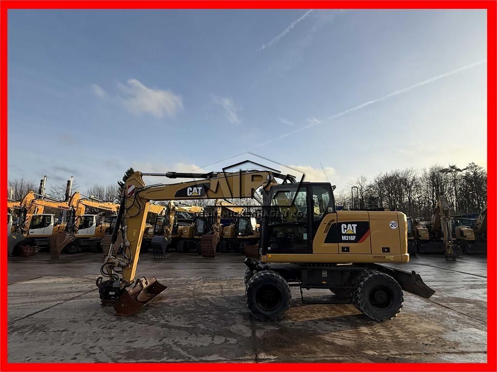 Caterpillar m 316 f ( 2,55m ) Excavadora de ruedas