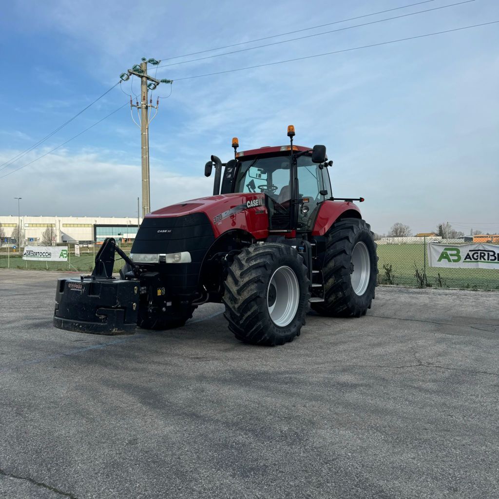 E-FARM: Case IH Magnum 370 - Tractor - id DXKVGJH - Año: 2016 - Horas: 5200,Potencia del motor: 370,Italia