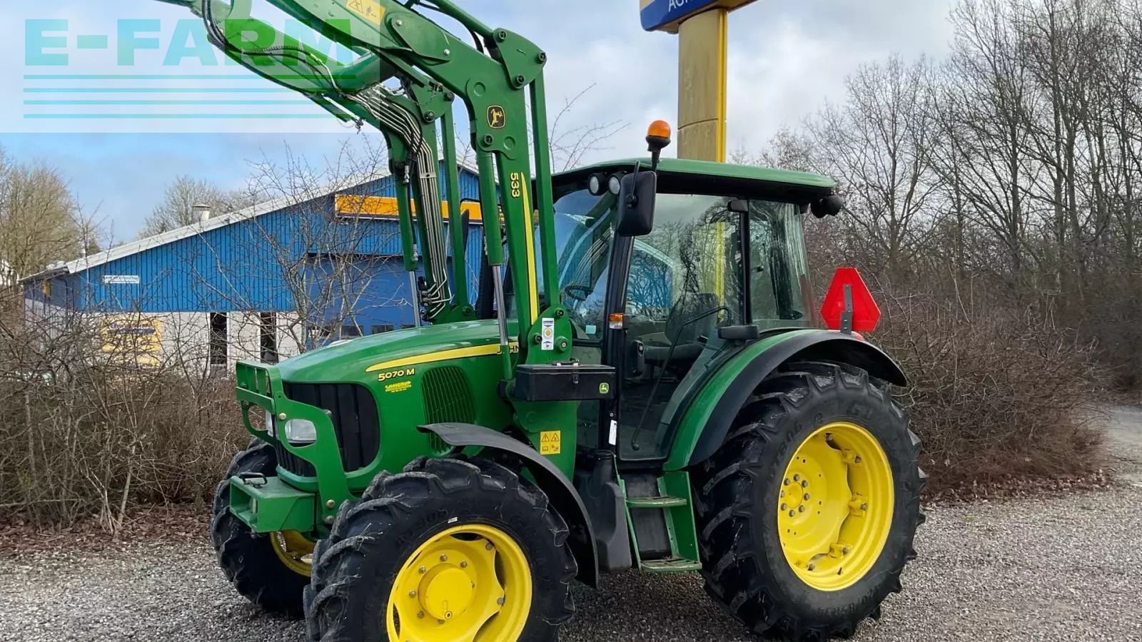 John Deere 5070 M Traktor 46 813 €