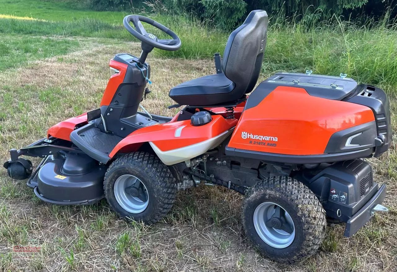 E-FARM: Husqvarna r 316 tx awd - Kosiarkia ręczna/traktorowa - id GGIFSKX - 8500 € - Rok produkcji: 2022 - Niemcy