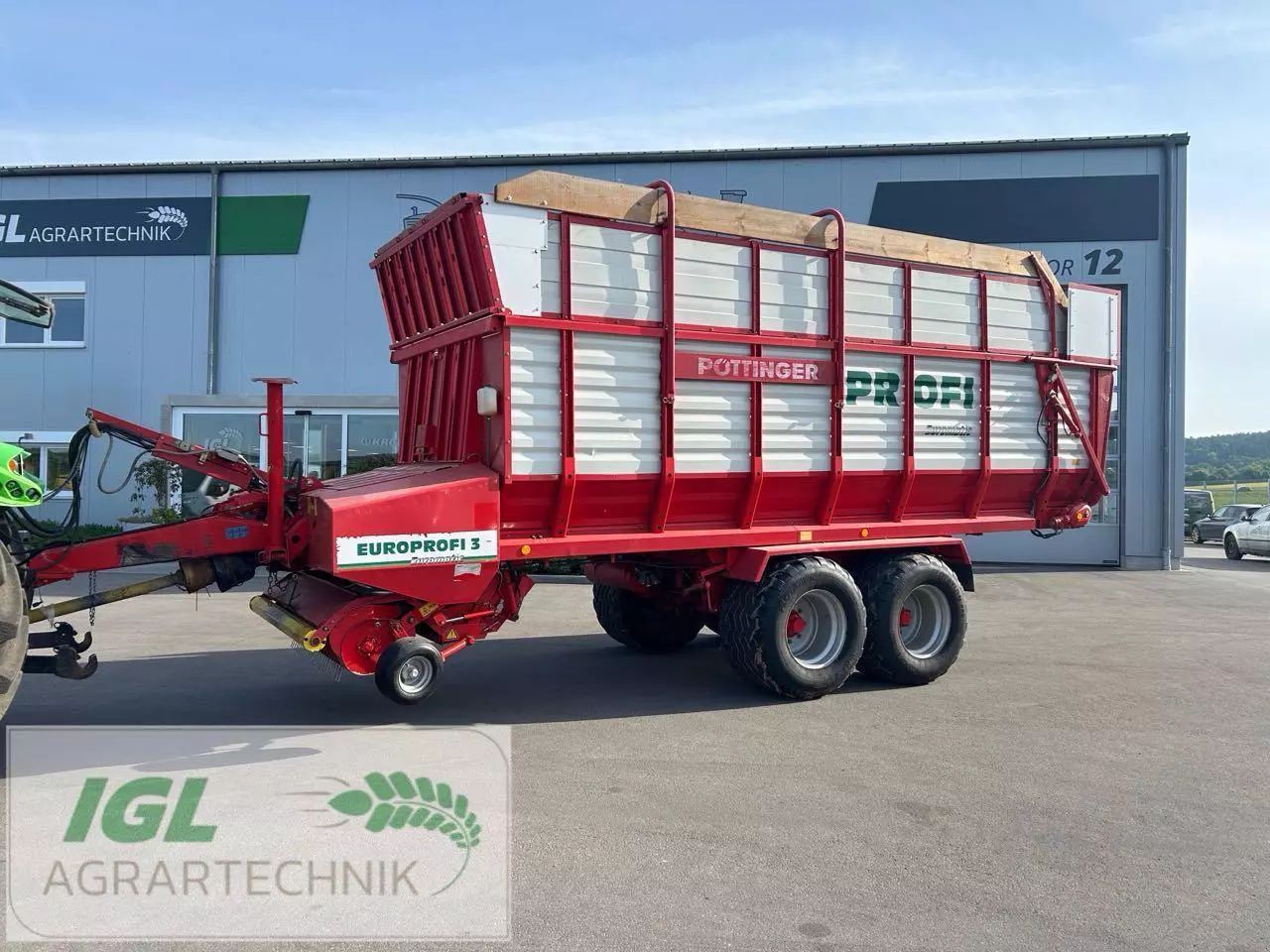 E-FARM: pöttinger europrofi 3 - Remolque - id LACSDV9 - 19.000 € - Año: 2002 - Alemania