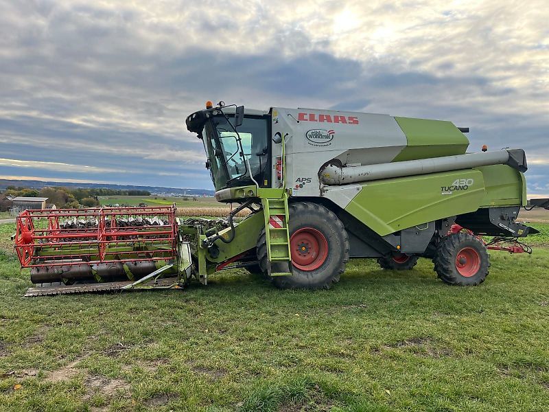 E-FARM: Claas Tucano 430 - Moissoneuse-batteuse - id AEPYEL3 - 115 000 € - Année: 2011 - Lecture du nombre d'heure: 1 890,Puissance du moteur (chevaux): 258,Autriche