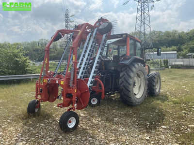 E-FARM: repossi andaineur à peignes repossi 6000 fp big attelage frontal et arrière matériel d'occasion - Tedder - id JBHHZDX - €11,500 - Year of construction: 2022 - France