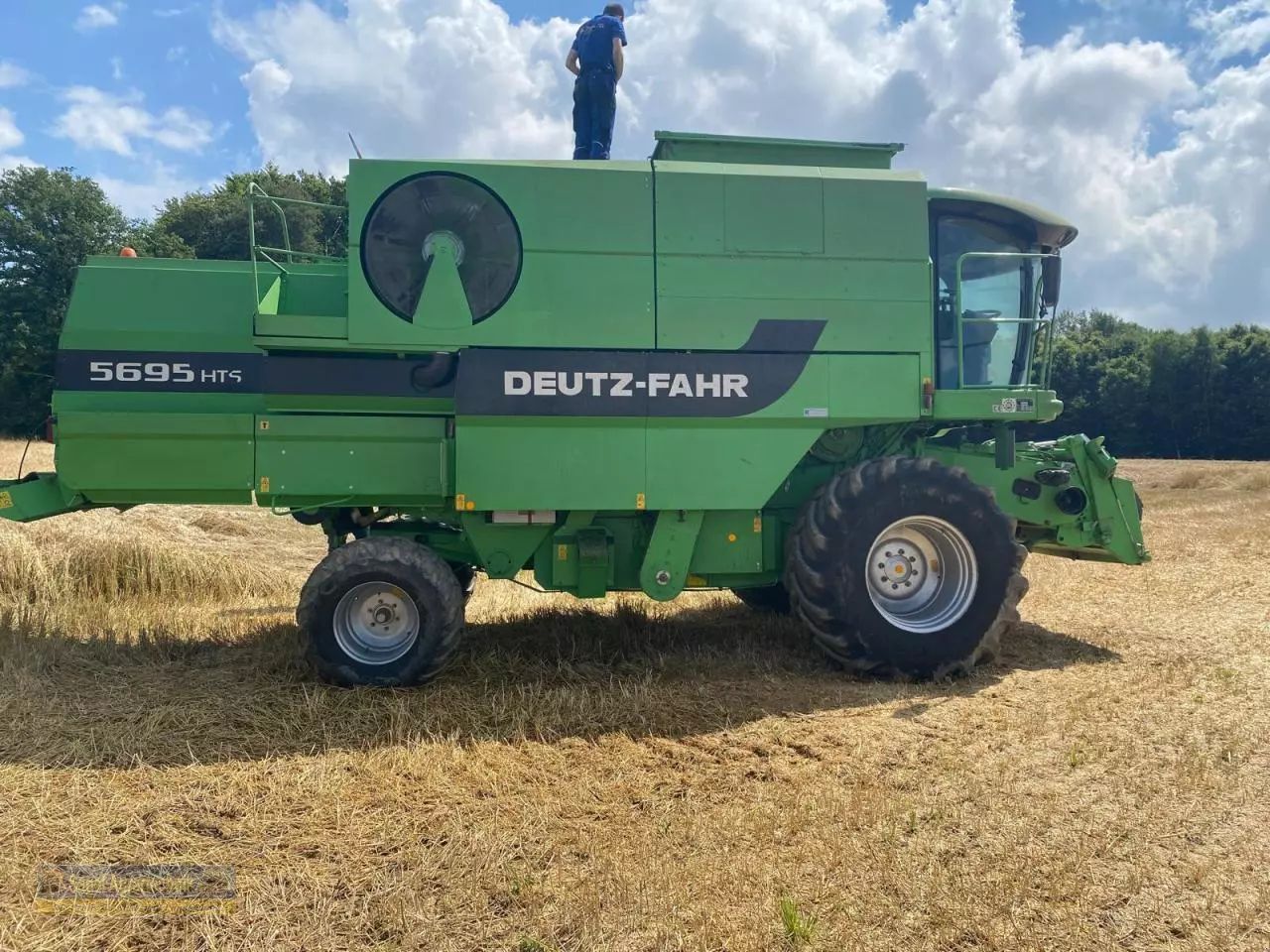 E-FARM: Deutz-Fahr 5695 hts balance - Cosechadora - id JVRUDKM - Año: 2008 - Horas: 2659,Potencia del motor: 366,Alemania