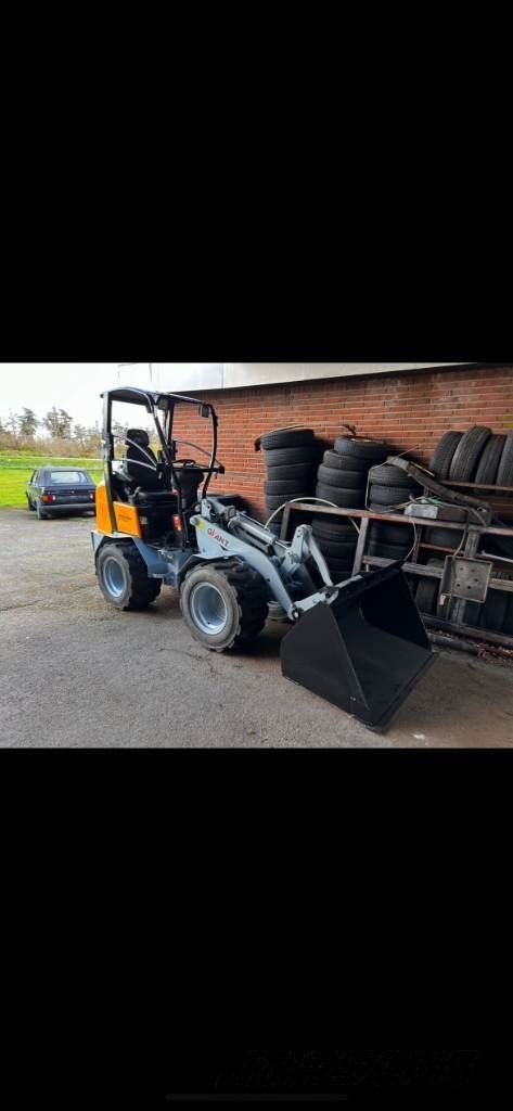 Giant d 263 sw x-tra 4x4 Mini krautuvas 25 311 €