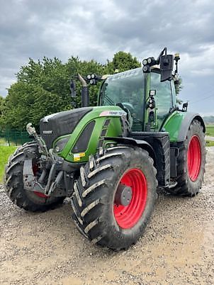 E-FARM: Fendt 720 Vario - Tracteur - id 84UI5X9 - Année: 2018 - Lecture du nombre d'heure: 8 500,Puissance du moteur (chevaux): 200,France