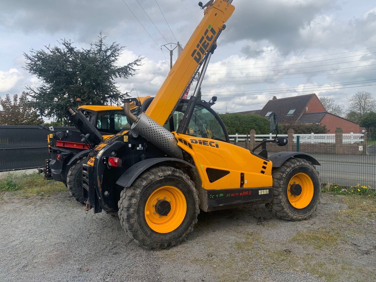 E-FARM: Dieci 40.7 ps - Chargeur télescopique  - id CMIDVCA - 43 000 € - Année: 2019 - Lecture du nombre d'heure: 4 400,France