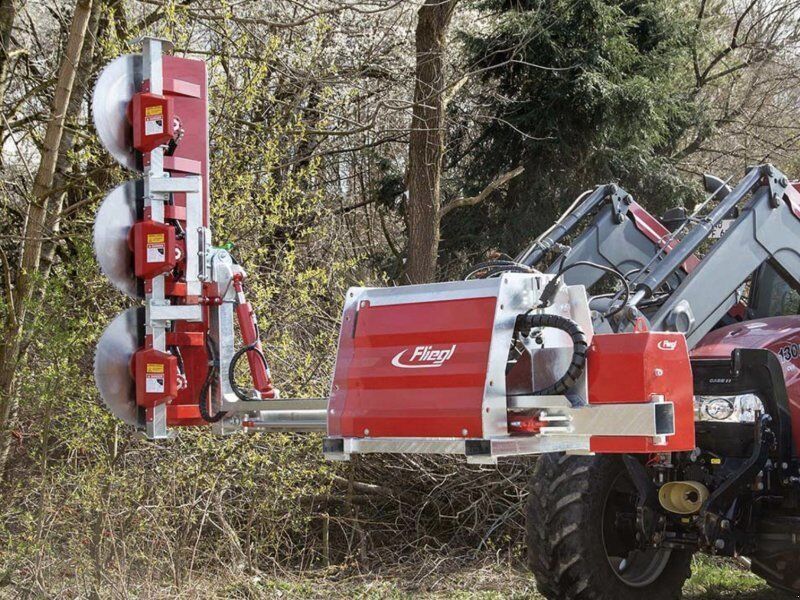 E-FARM: Fliegl woodking wild - Equipamiento municipal - id FH4U7VF - Año: 2023 - Alemania